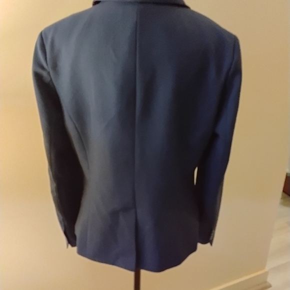 Chadwicks of Boston Navy Blazer - size 8 - new condition - Picture 2 of 3